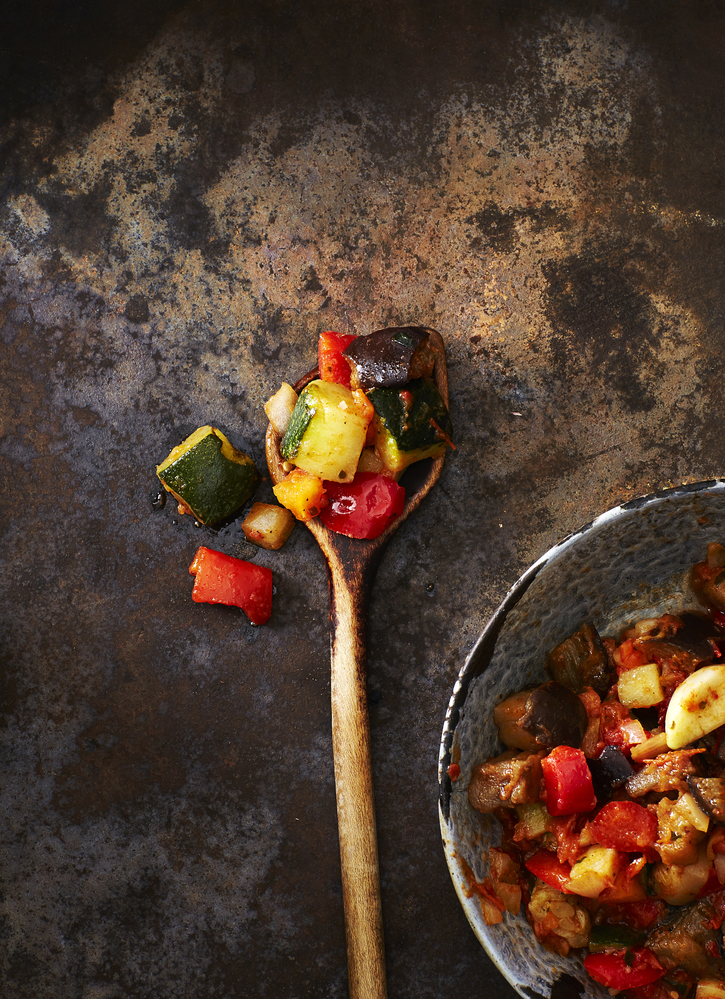 抖音美食视频制作教程：从选材到发布，打造爆款视频！