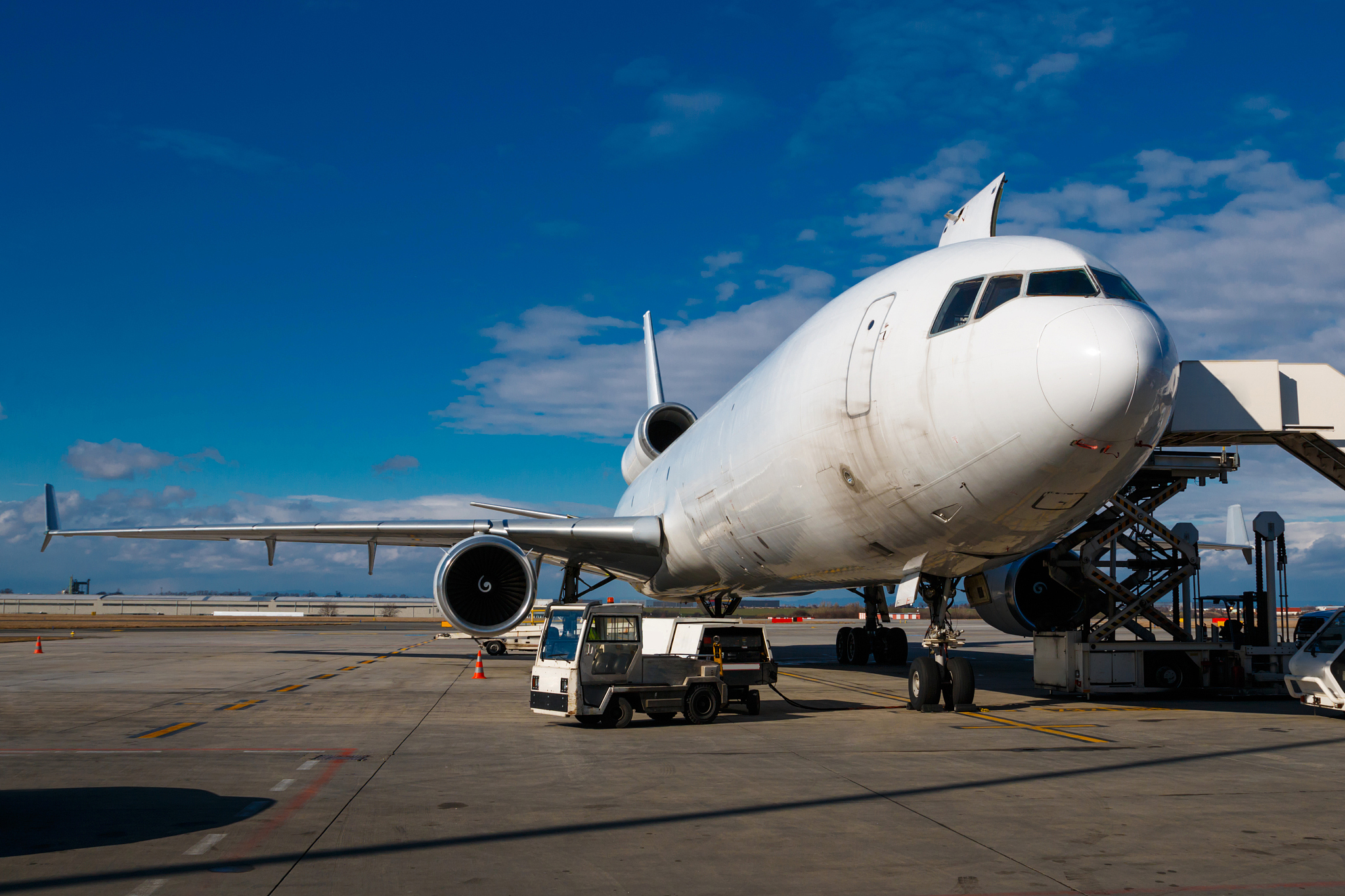 四川广播电视中等专业学校航空服务专业涉及哪些课程