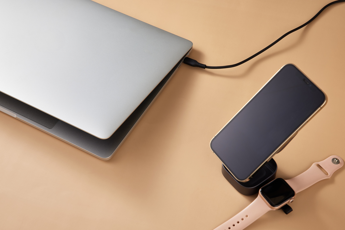 苹果无线充电底座特别版bellkinboostcharge是回答+拓展