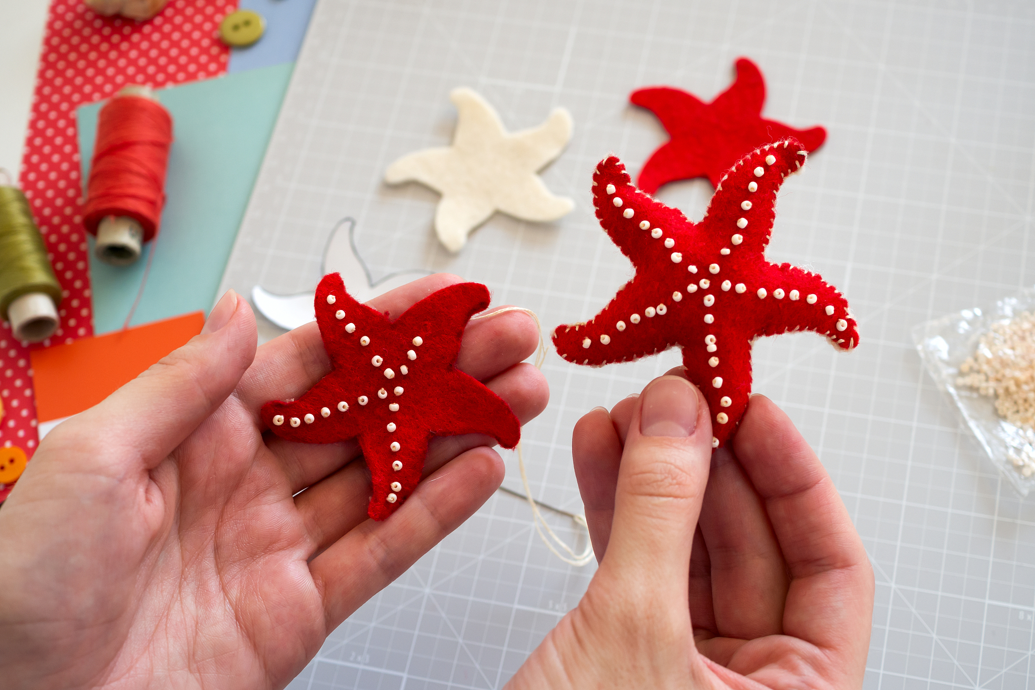 草莓海星鹿角创意手工：打造你的梦幻装饰！
