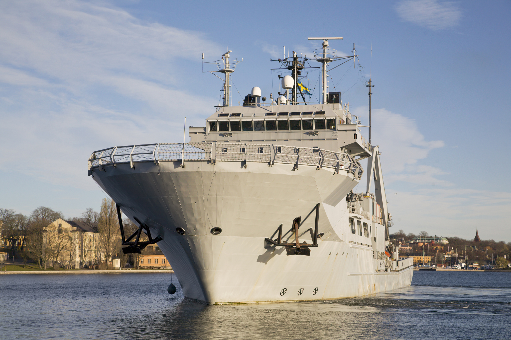 submarine rescue ship