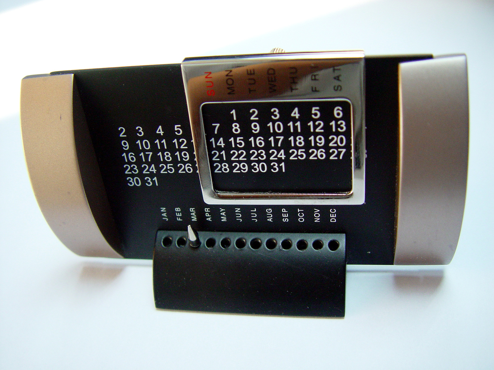 红外轨迹传感器状态码00 01 10 11含义详解