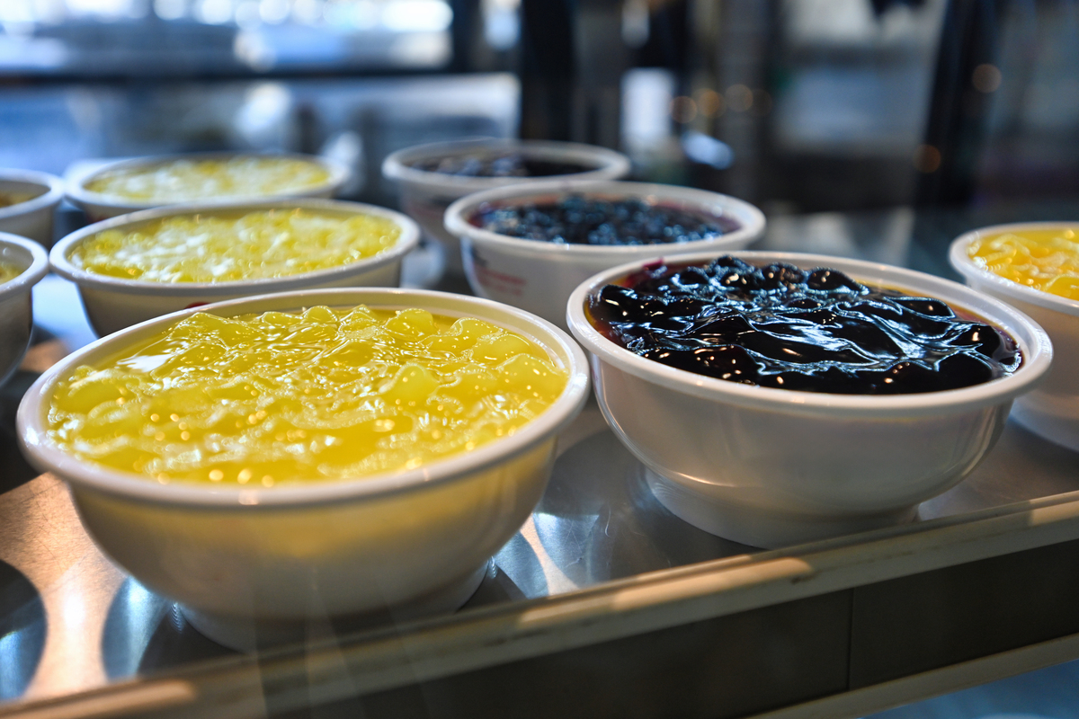 广东传统小吃：软糯香甜的钵仔糕，带你重温儿时美味！