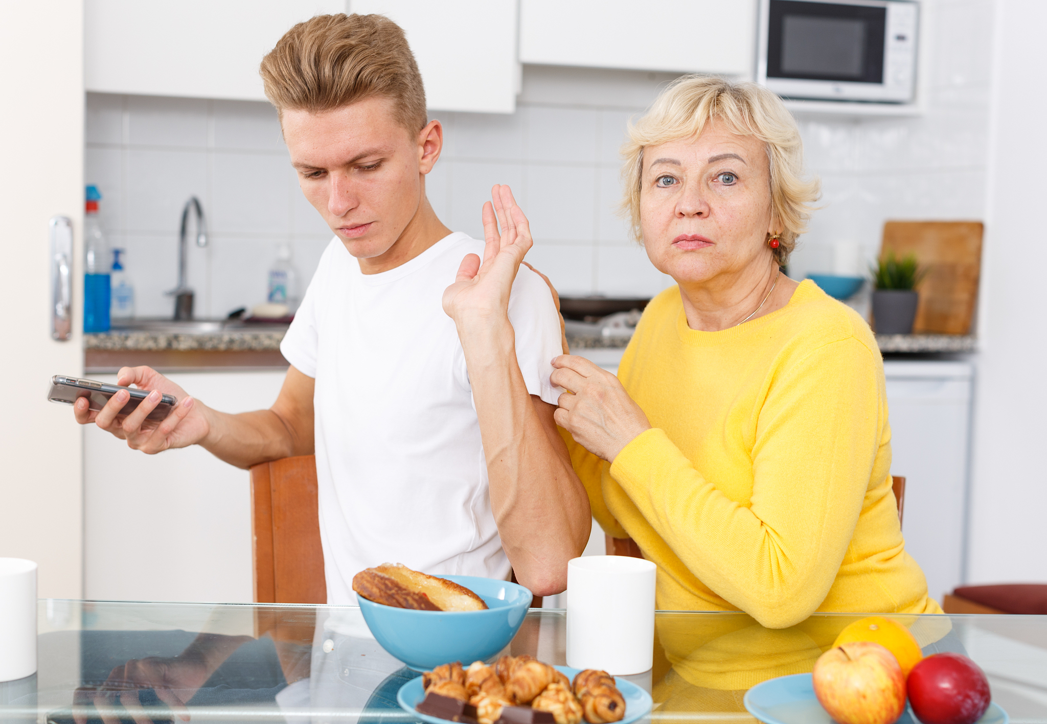 如何跟习惯不好的上一辈相处？