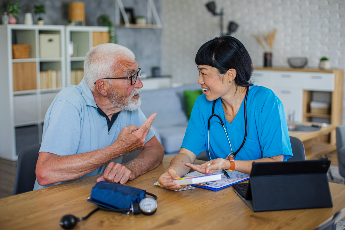 重庆三峡医药高专老年保健与管理专业招生 - 培养专业人才，服务老年健康