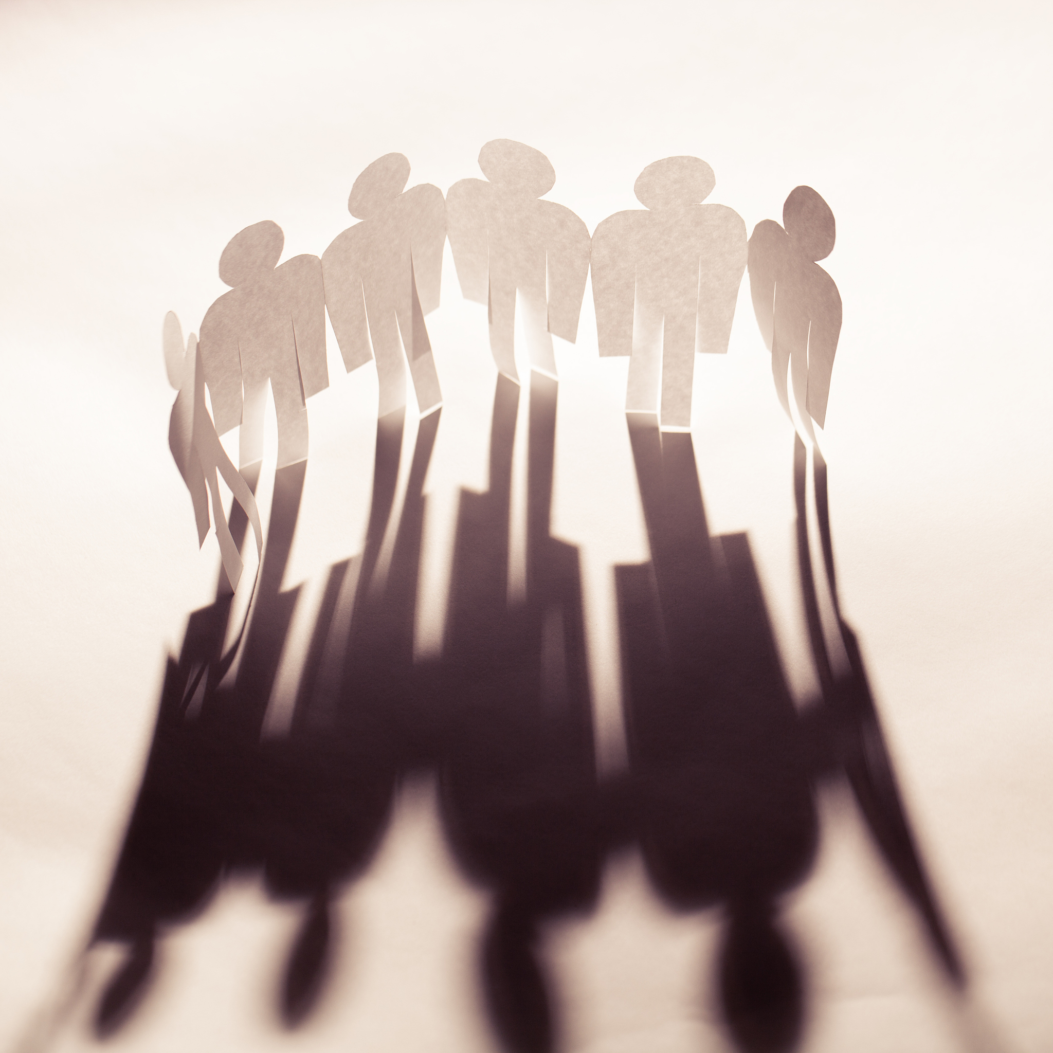 除了我妹妹我没有别的朋友她不肯跟我说话。其余的都去世了或者我不知道他们长大了