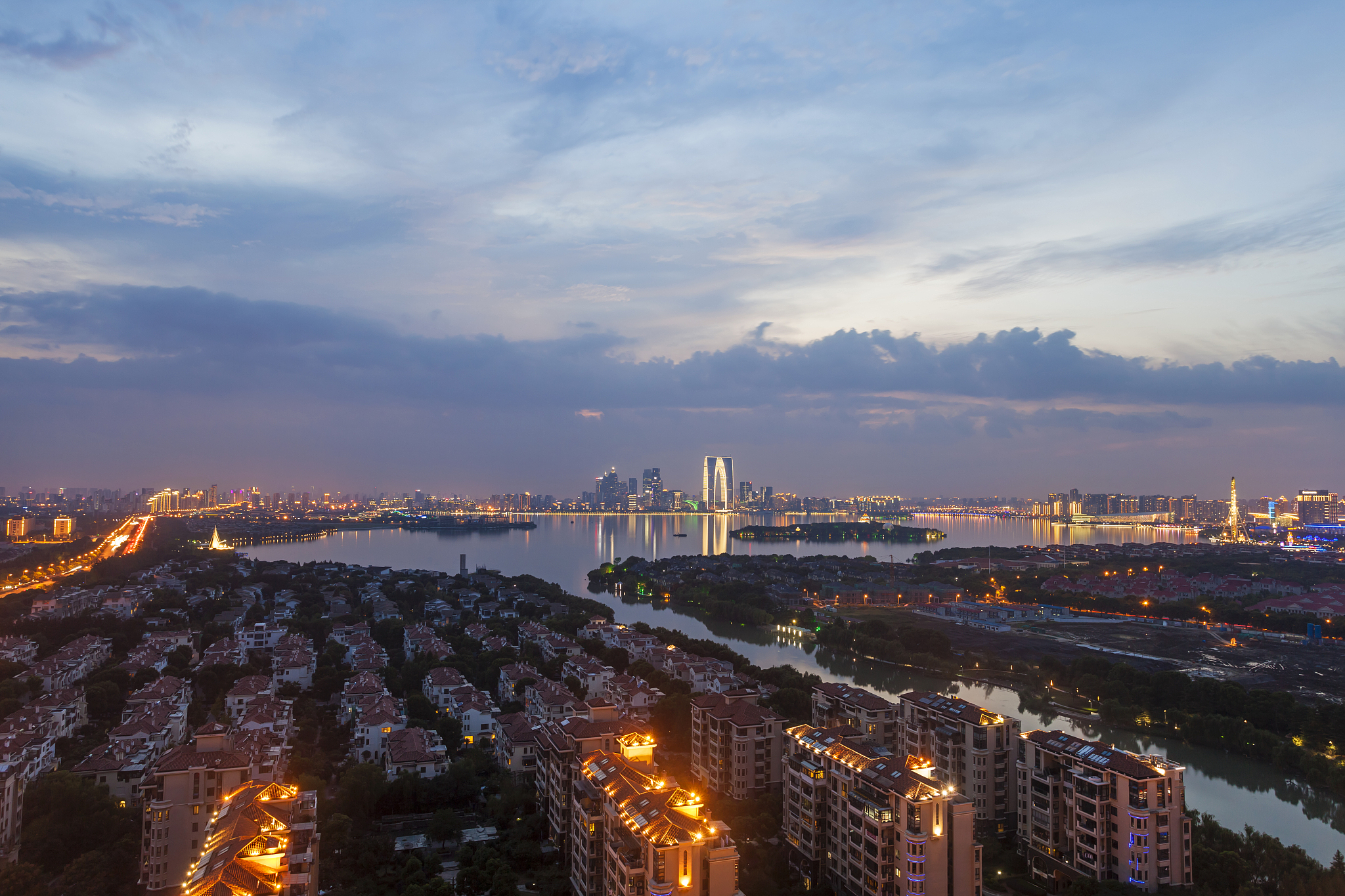 苏州金鸡湖夜景