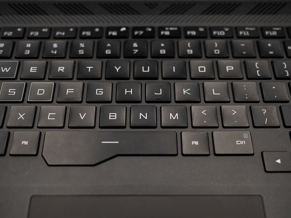 笔记本电脑鼠标不能用应该怎么用键盘打开别的软件？