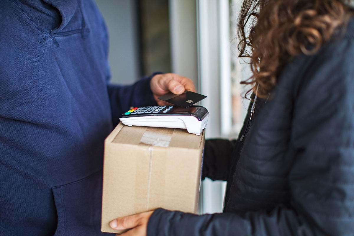 请问如何邮寄呢