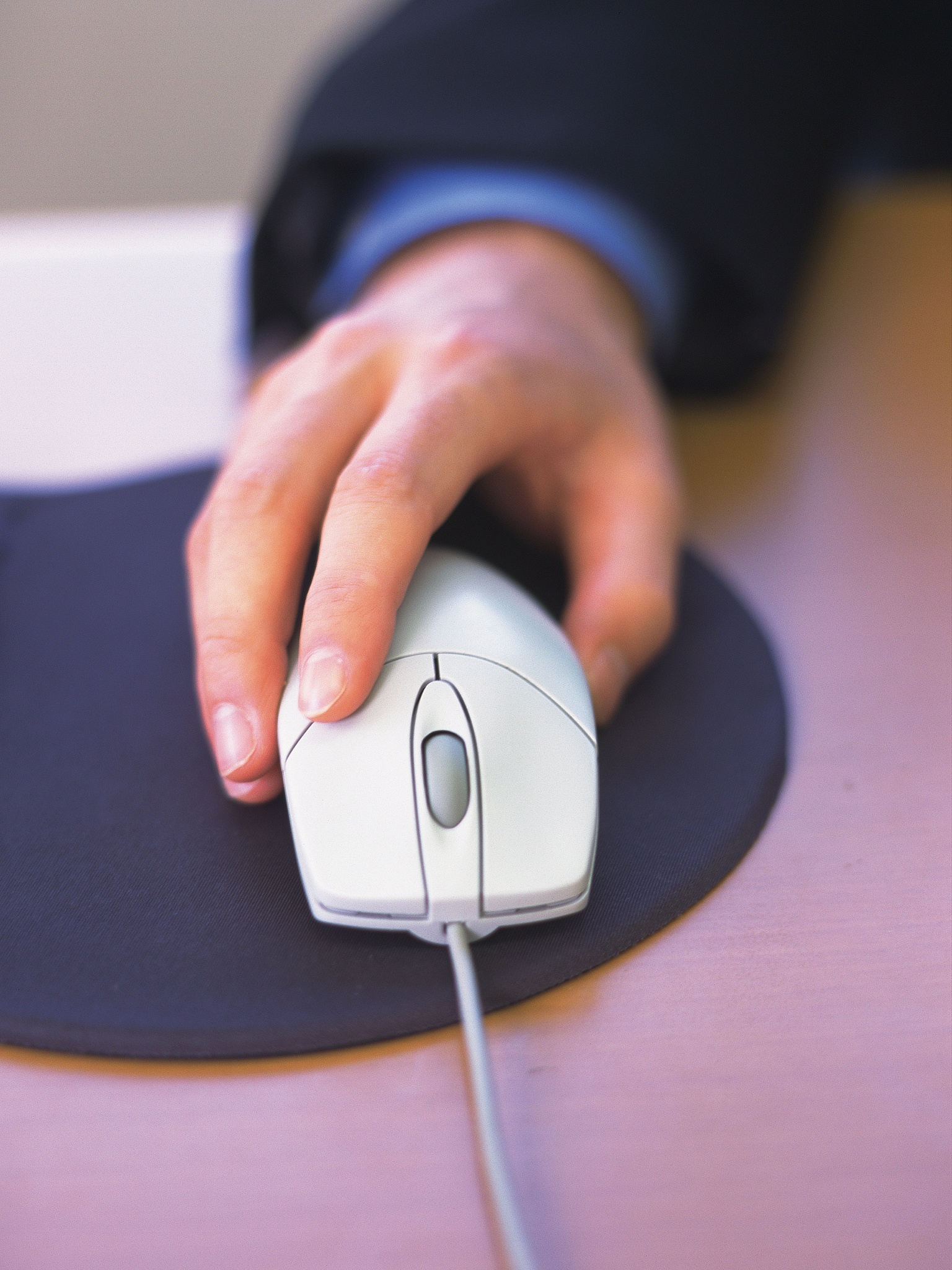 蓝牙耳机坏了挂牙科还是耳科