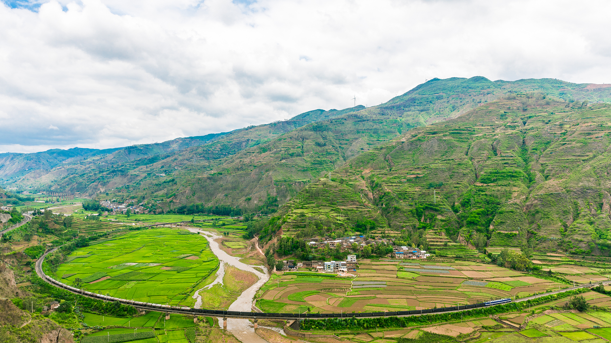 四川铁路专业学校：培养铁路人才的摇篮