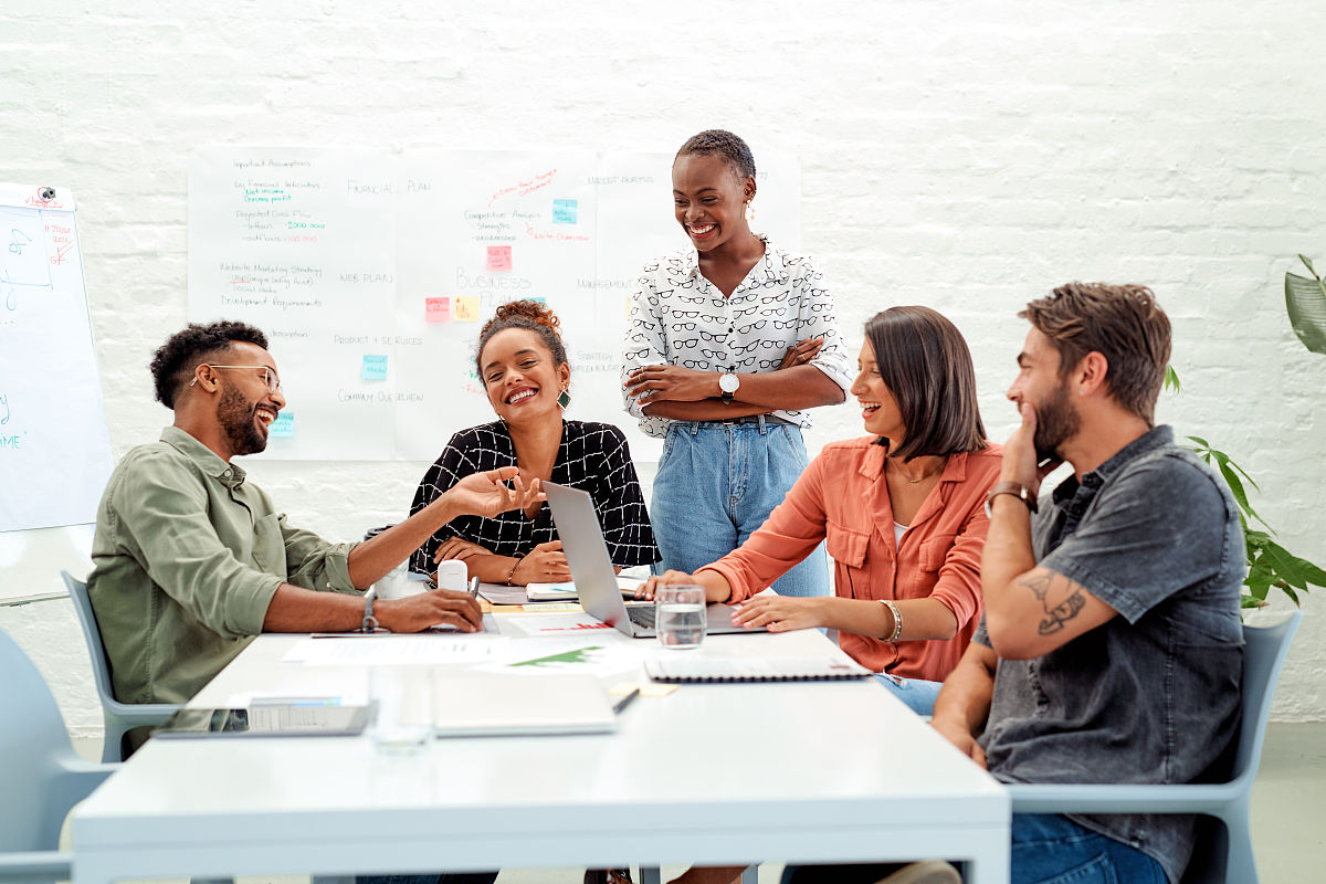 九头艾草公司如何提升员工企业认同感：4大策略深度解析