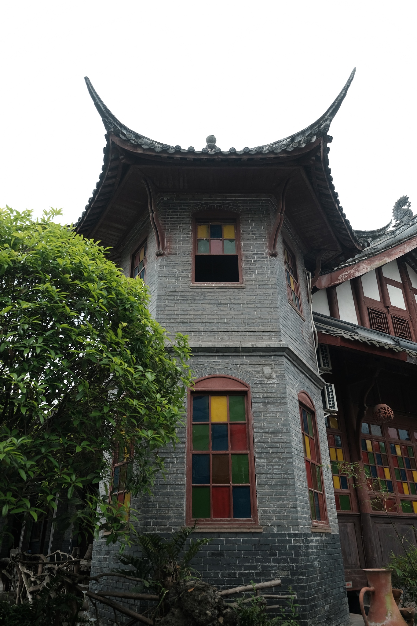 四川旅游与酒店管理专业中专中职学校推荐 | 哪所学校好？