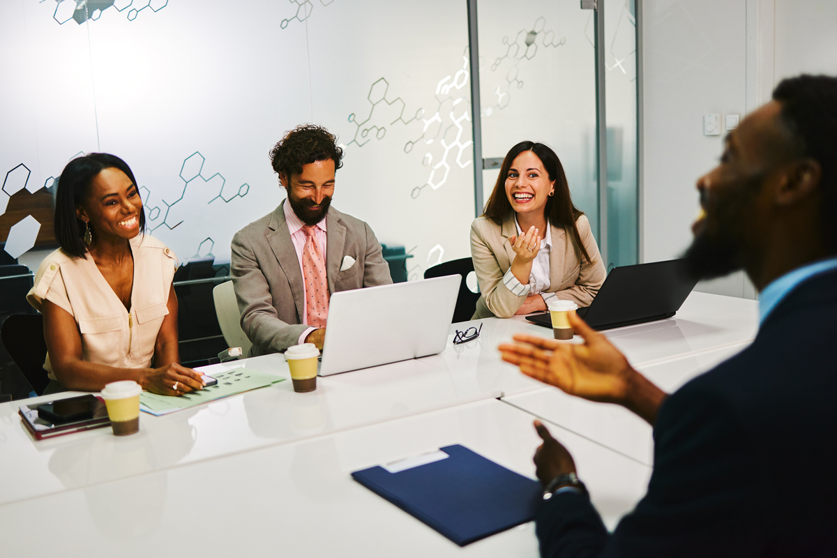 如果有合作意愿的公司。的英文