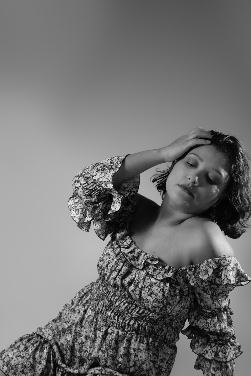 摄影风格分类：纪实、艺术、人像、风光、实验等