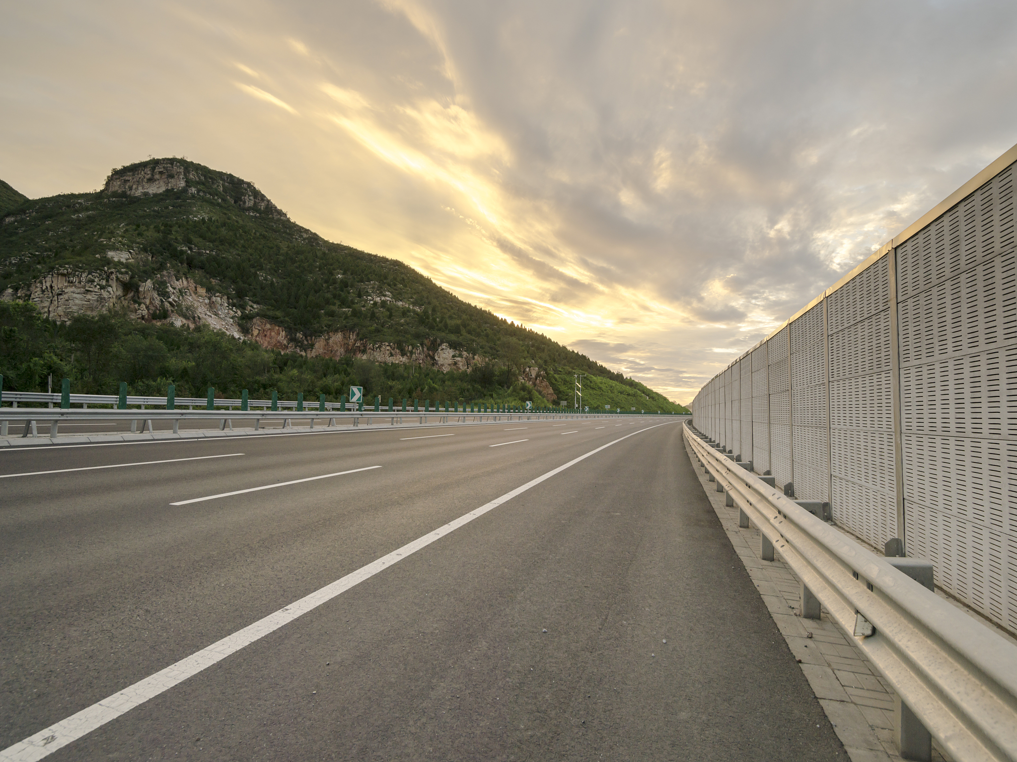 公路施工与养护主要学习哪些课程