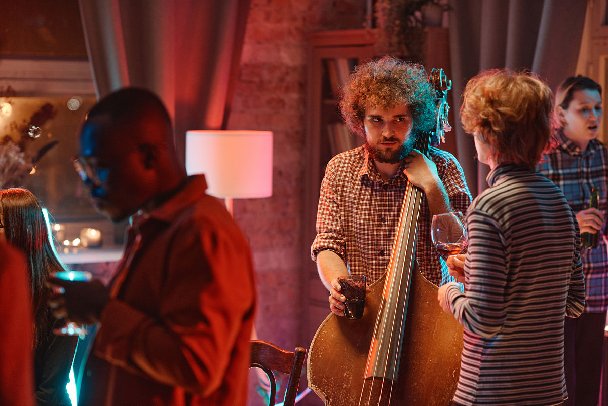 没人聊天？高情商回复教你享受独处时光