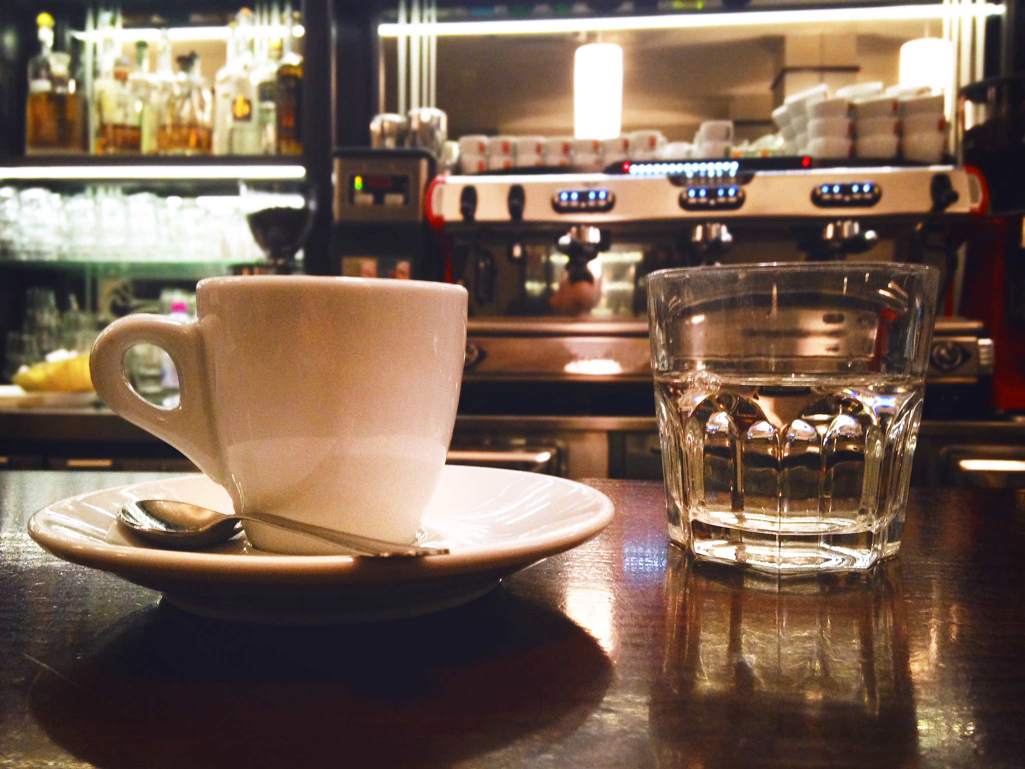 减除为名的咖啡酒馆slogan解除压力轻松去浪做一个品牌策划