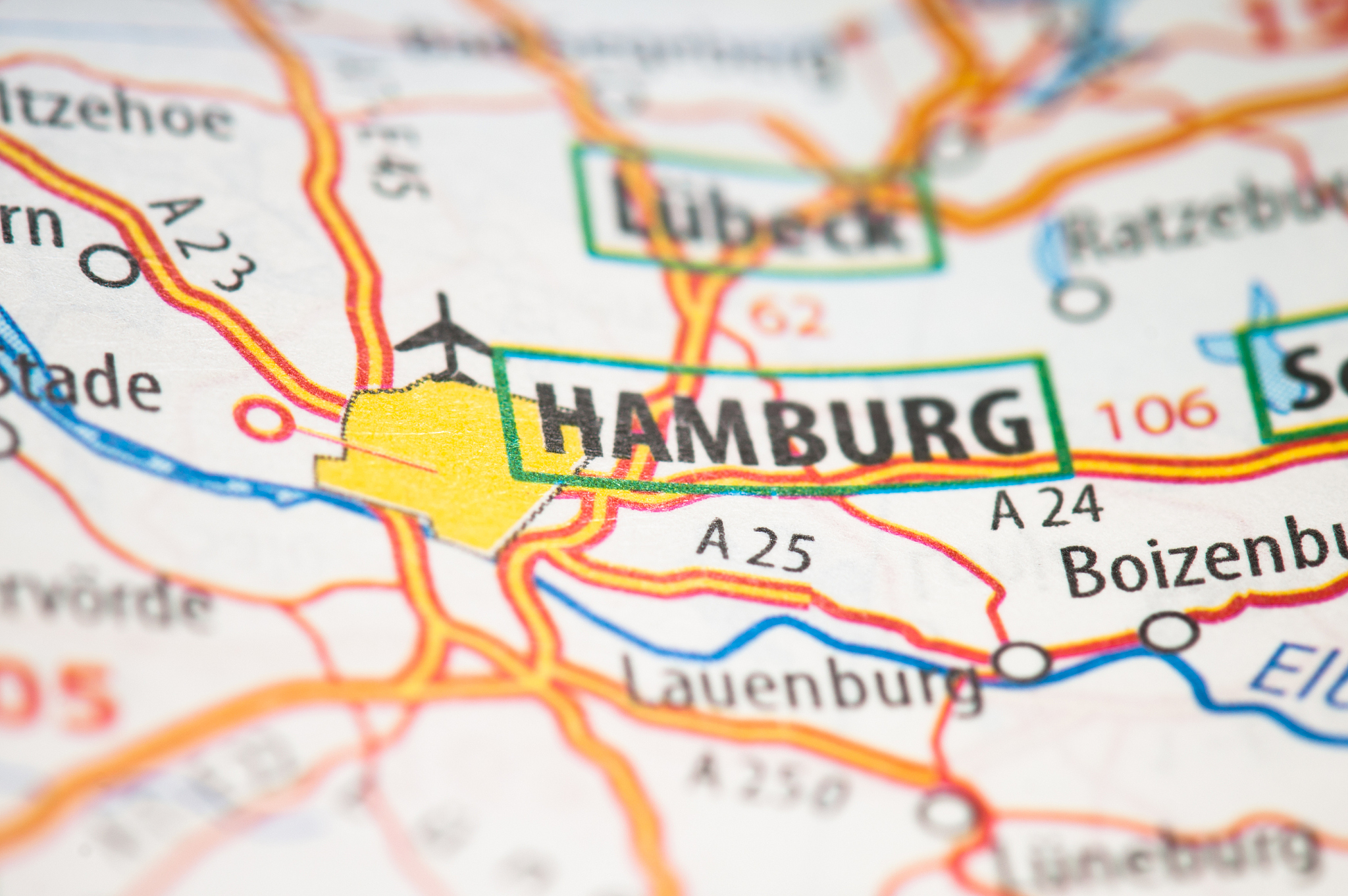 请帮我用英文修改以下的一段文字让这段文字口语化的同时更为符合英语的表达习惯。用词简单些 After going through a series of complicated visa procedures when I was finally ready to leave the COVID-19 epidemic broke out I have gone through many diffi