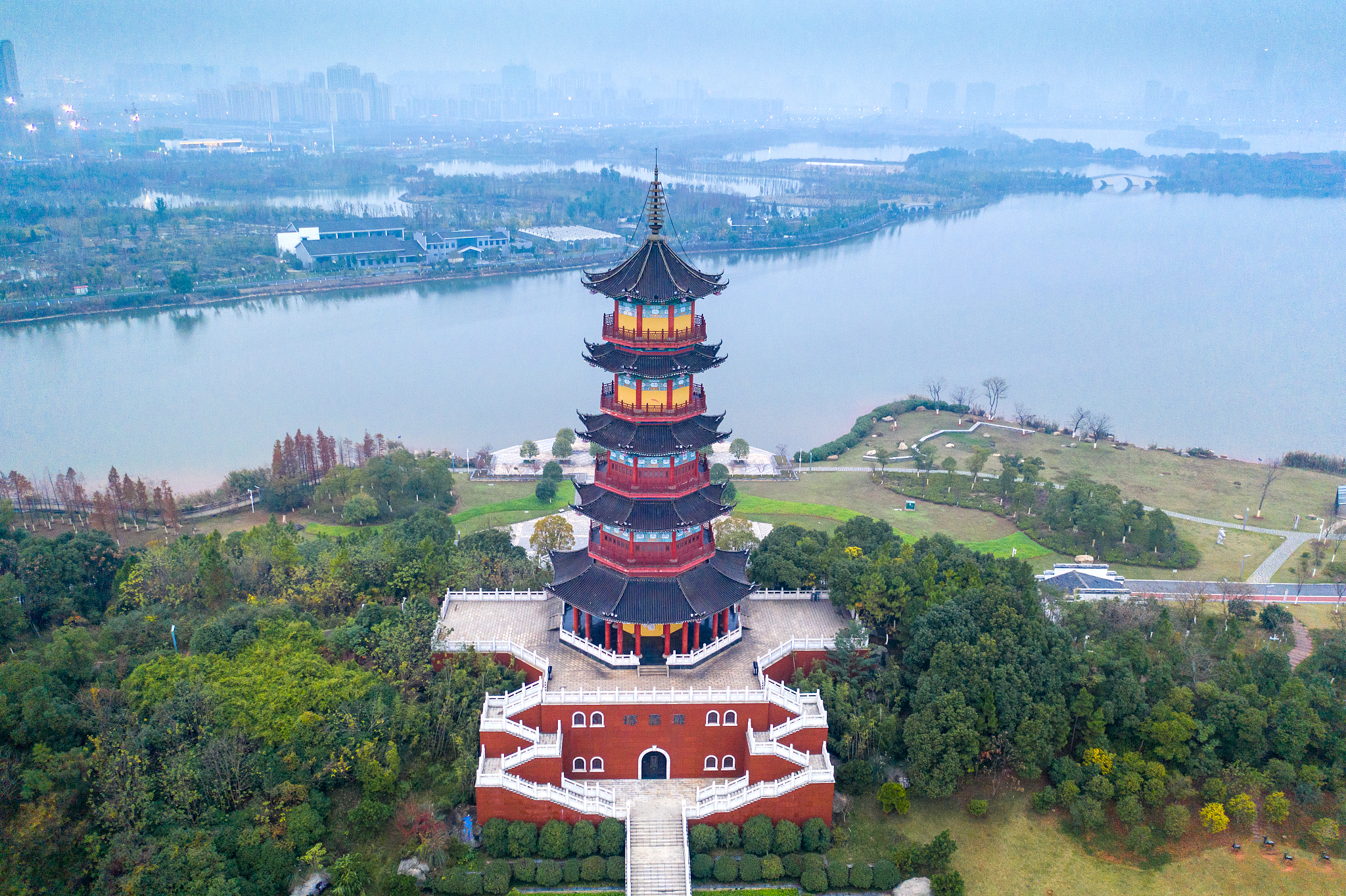 成都旅游职业学校2020招生简章 | 旅游行业人才培养的最佳选择