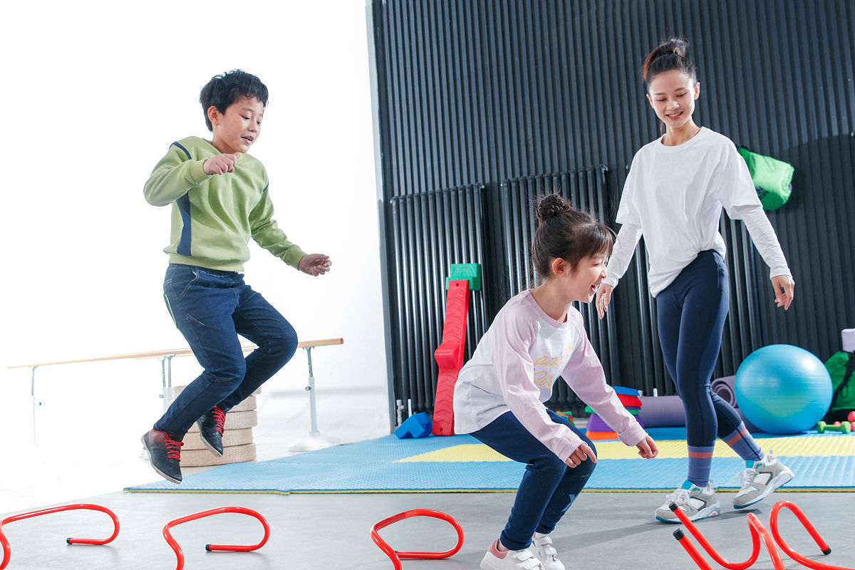 暑期运动不间断，给孩子一个健康好身体！