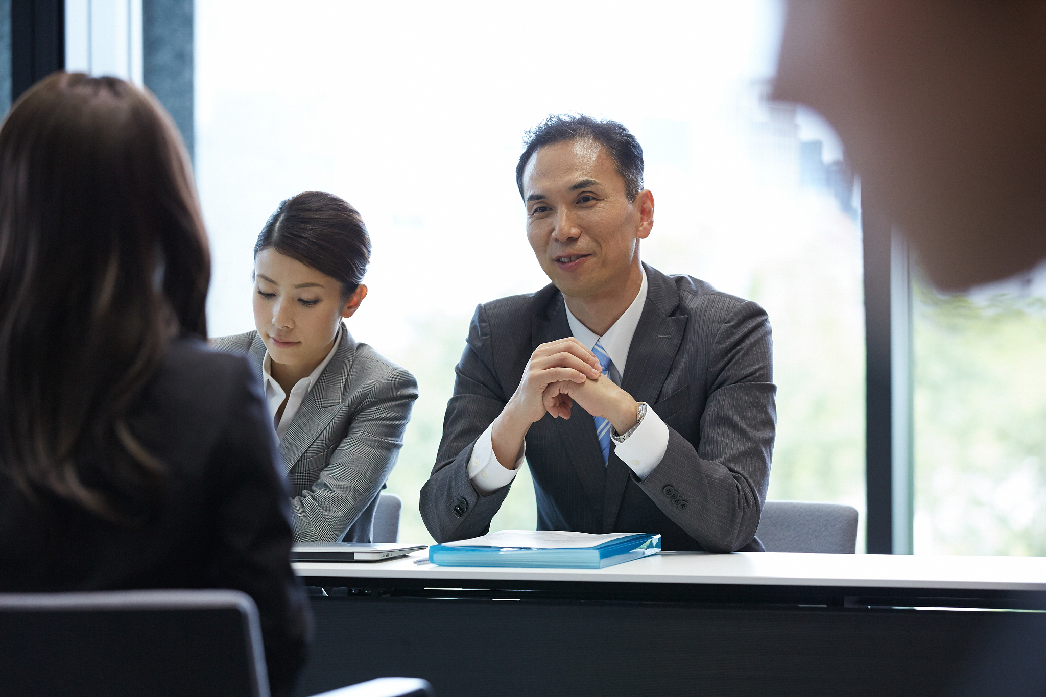 人事专员面试问题：面试官会问什么？