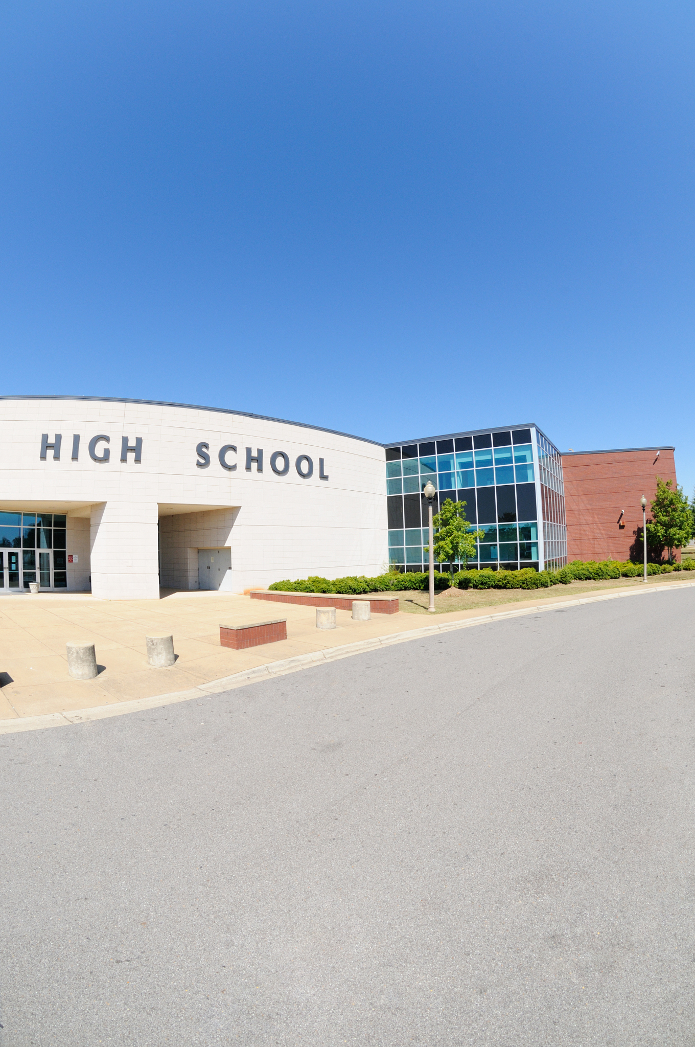 成都石化工业学校计算机专业专业就业前途大不大