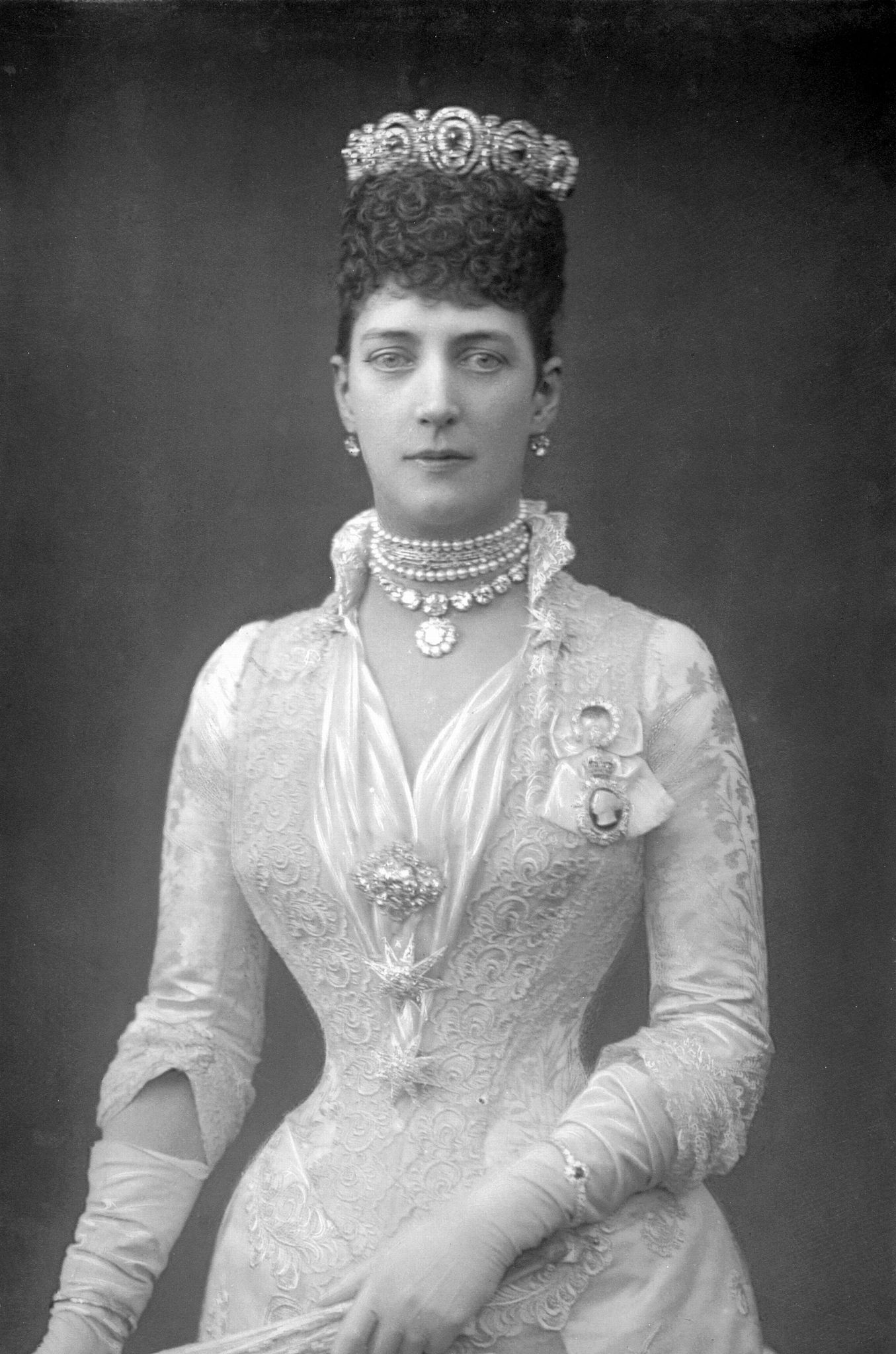 portrait of alexandra, princess of wales