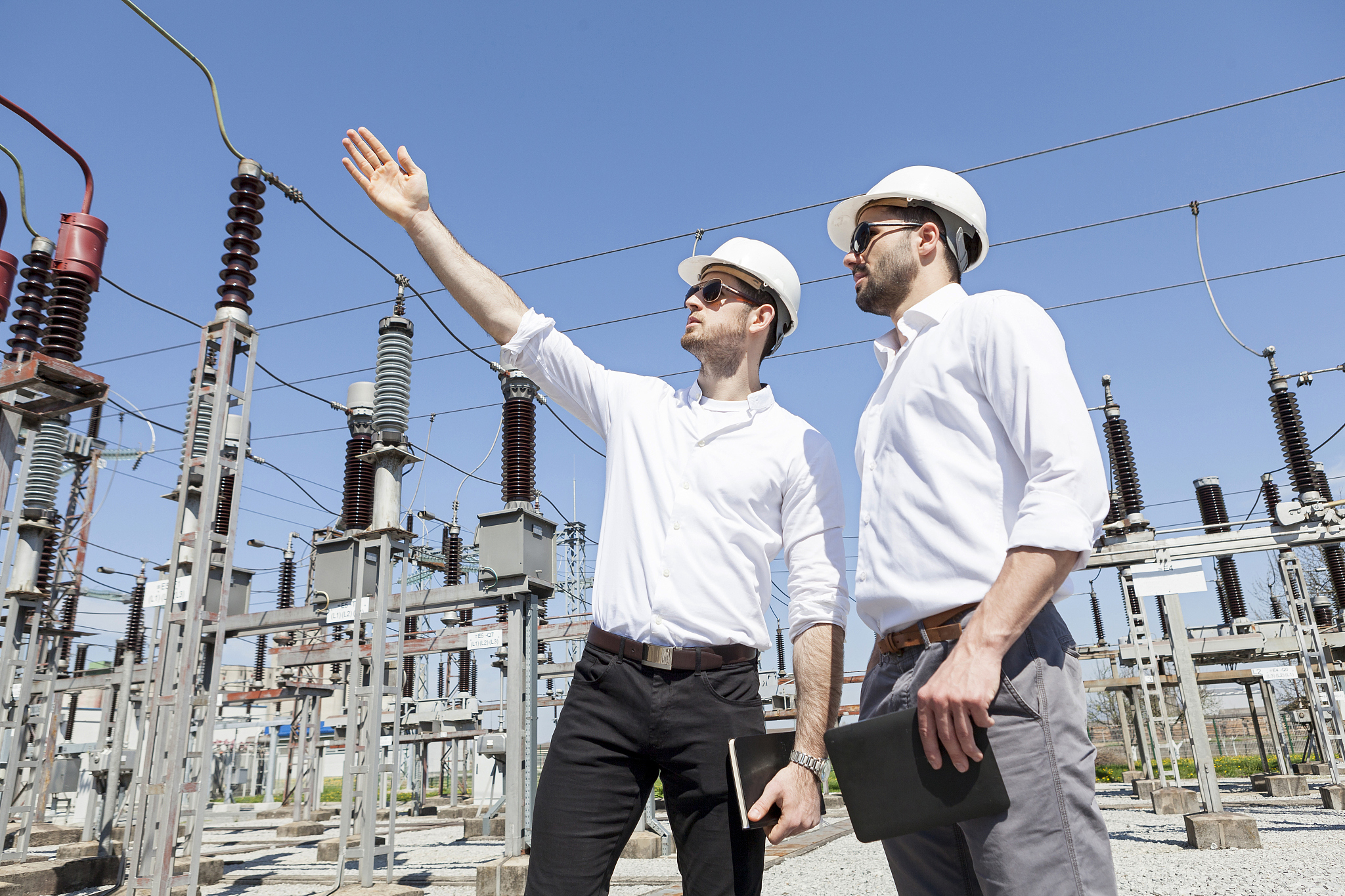 长江工程职业技术学院是公办学校吗？学费多少？