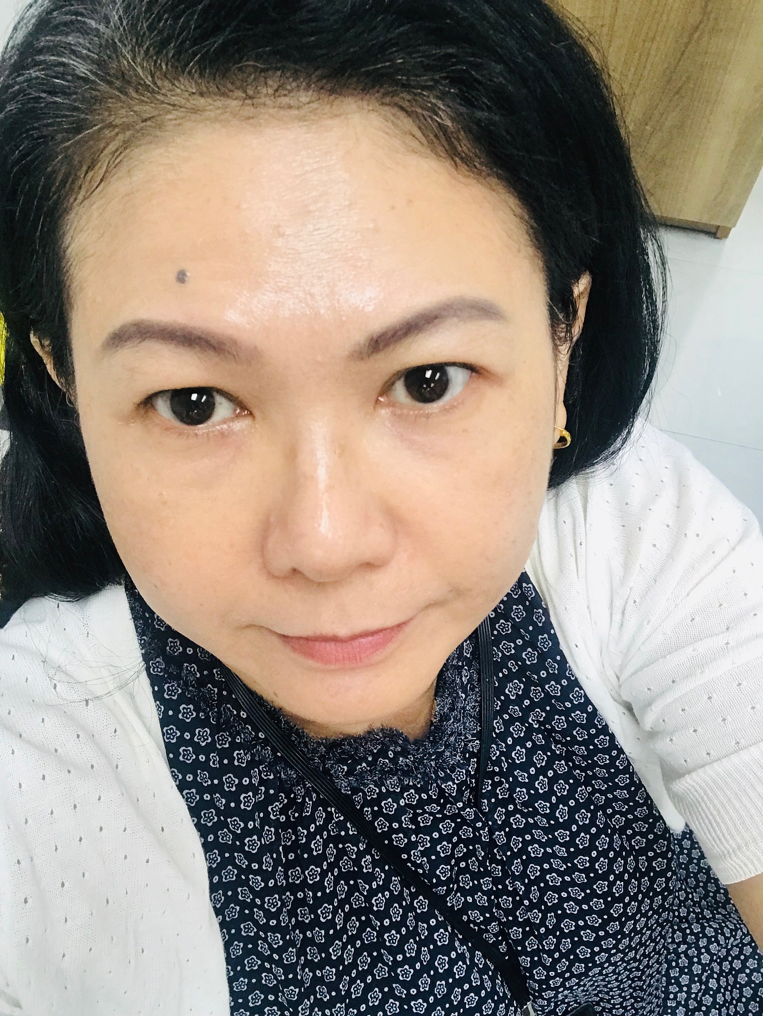 双眼皮修复朋友圈文案不少于40字