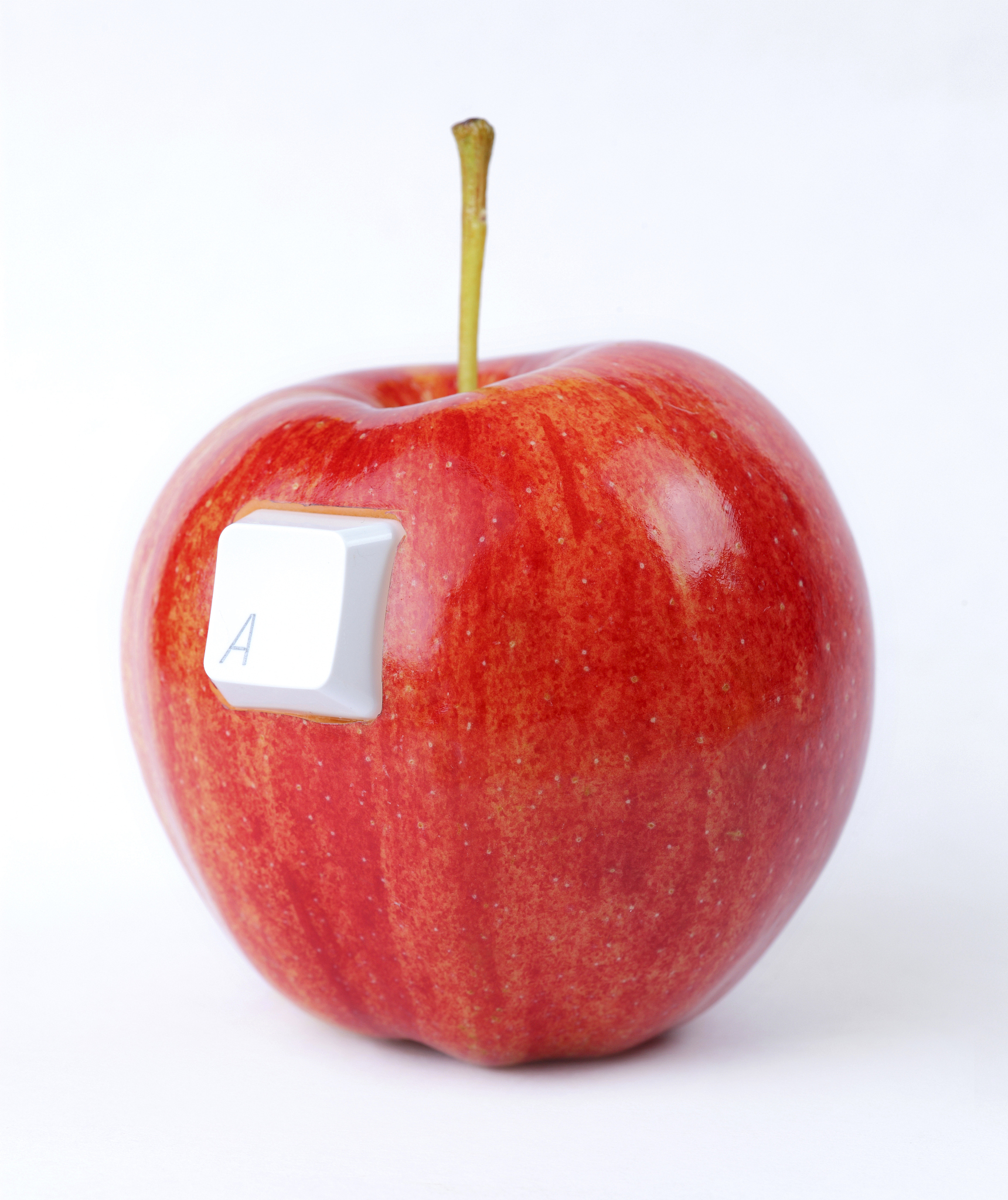 red apple