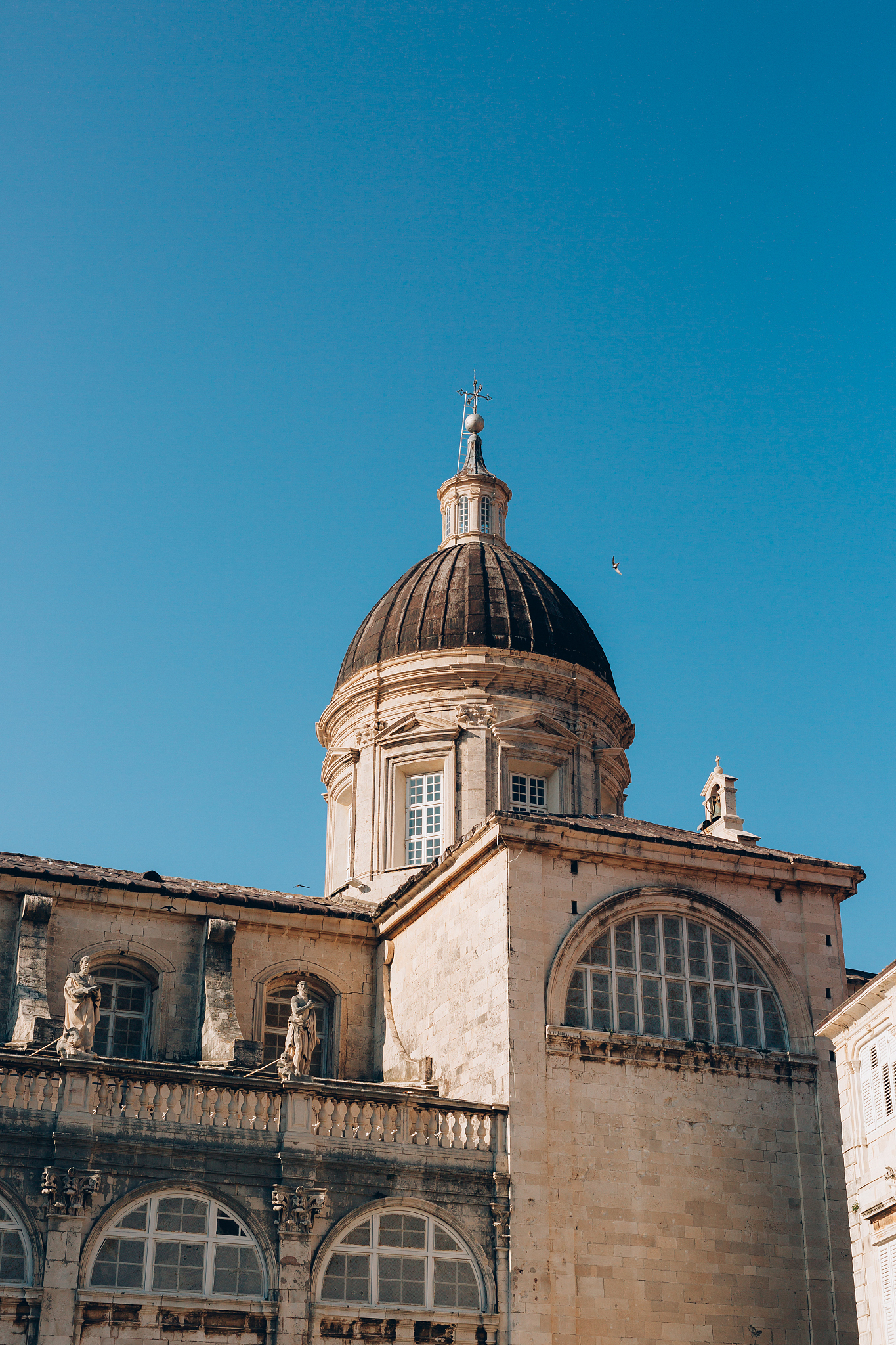 church in the old town of dubrovnik