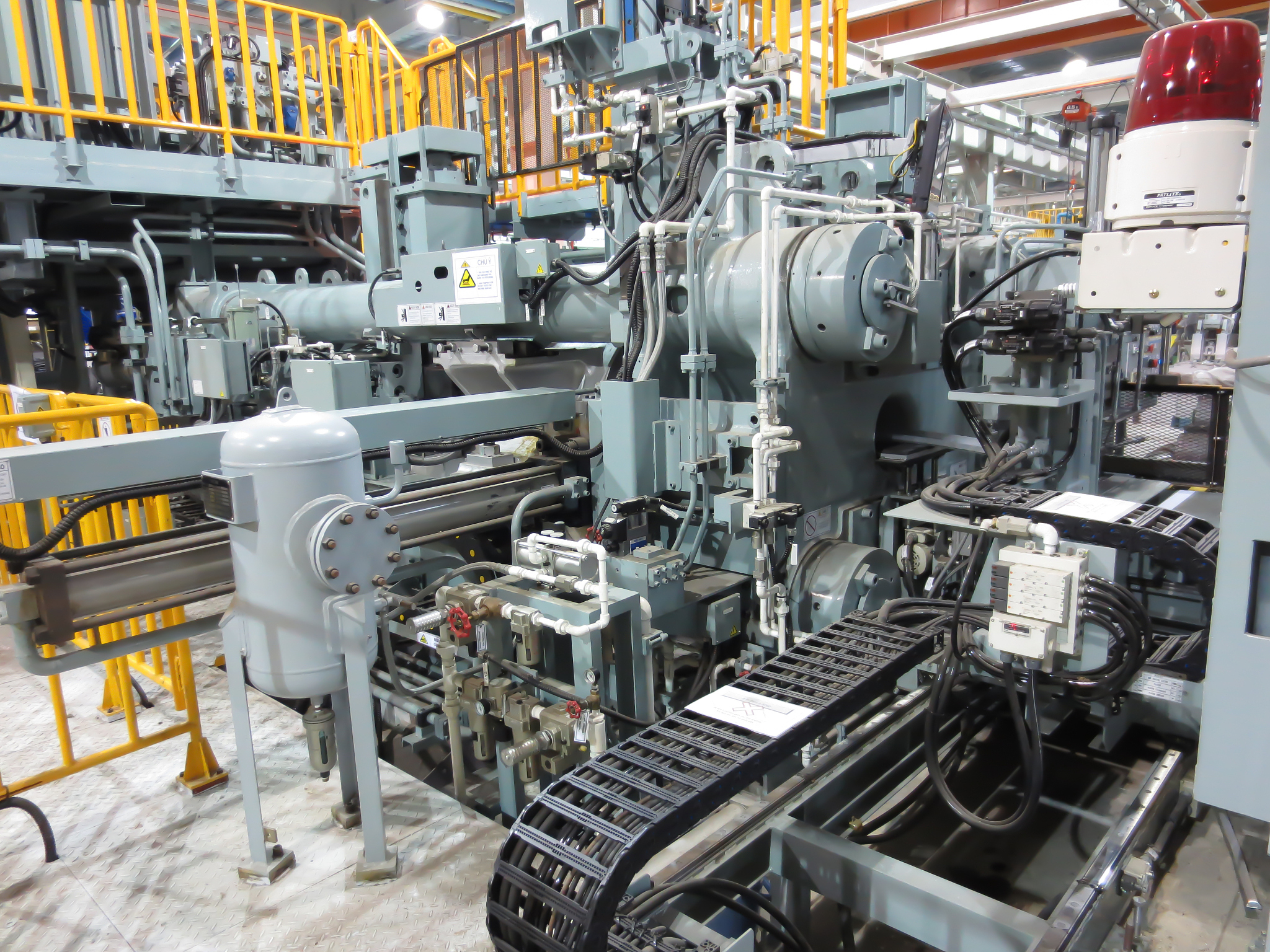 extrusion aluminium machine