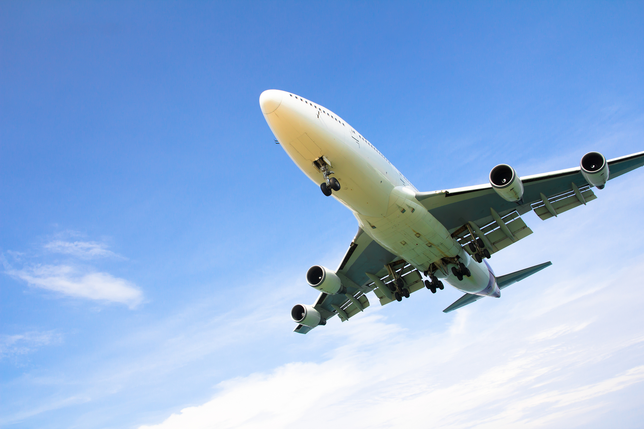 广州民航职业技术学院通用航空航务技术（应用电子技术）专业就业前景及课程设置