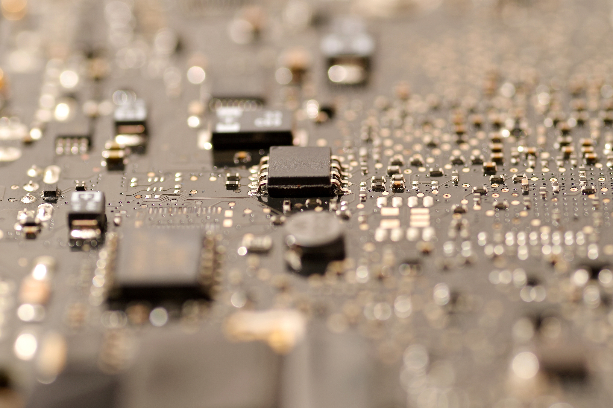 二极管导通特性