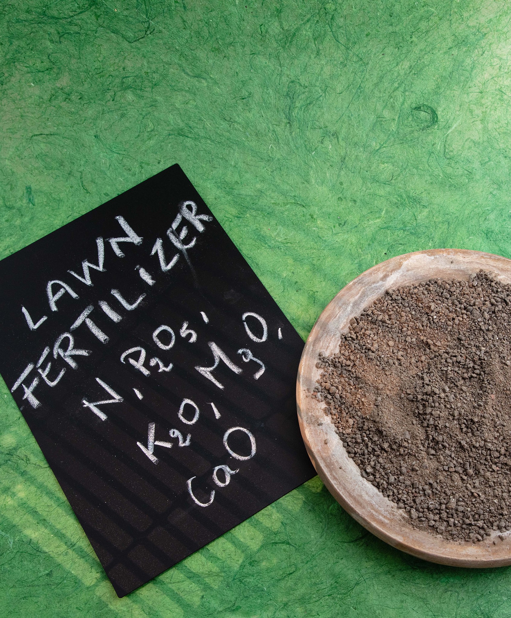 施用肥料增效剂后超氧化物歧化酶和过氧化氢酶活性降低这是不正常现象给出一个合理解释