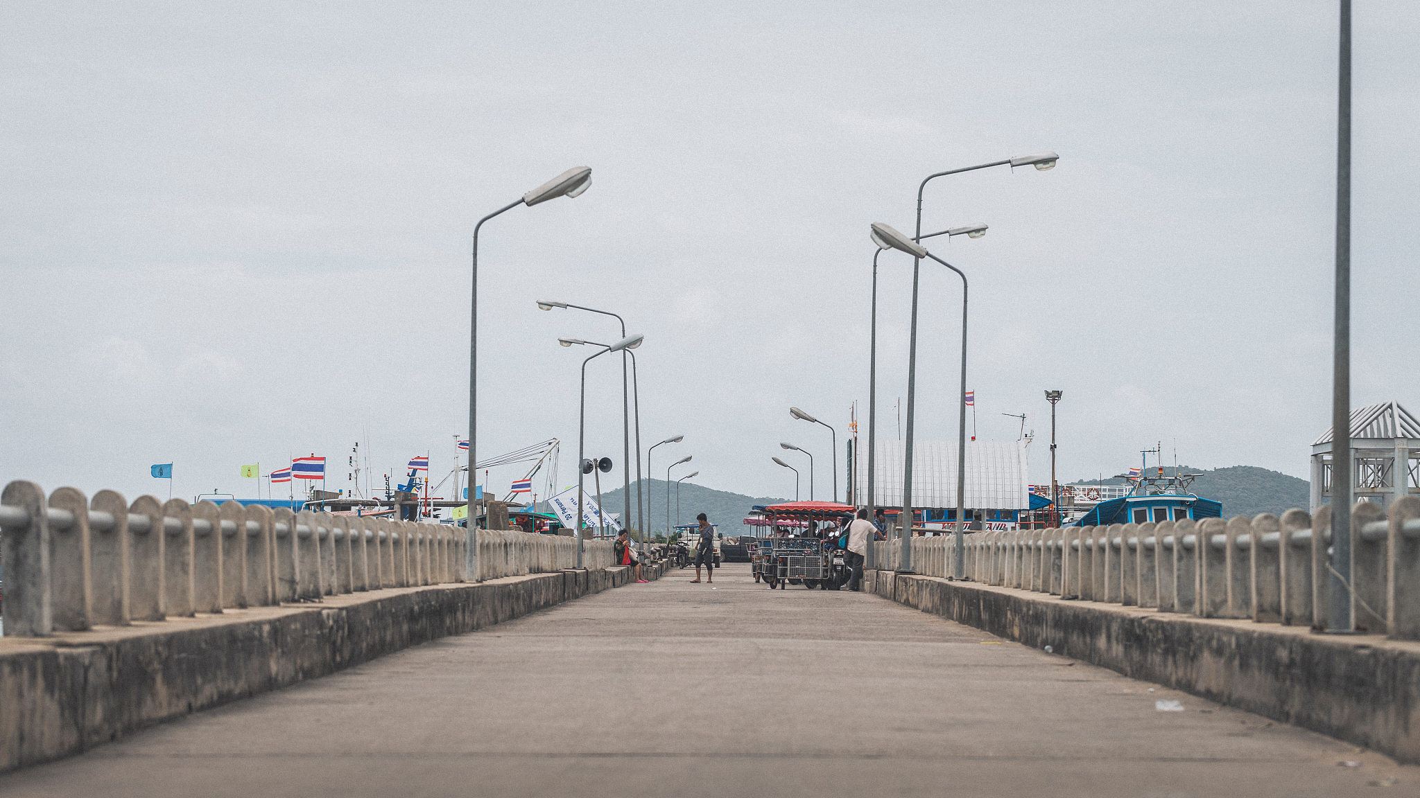 关于内江城市及道路照明工程专业承包收购详细过程字