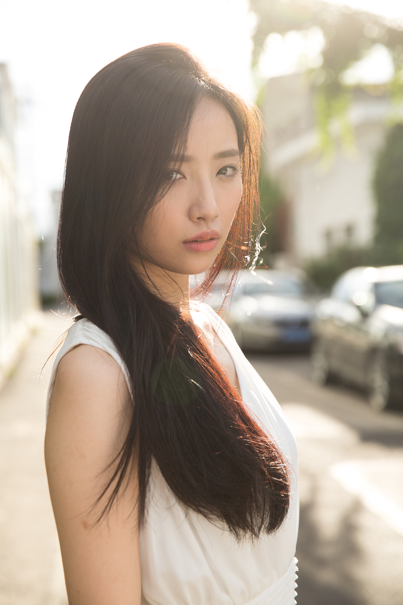 青年女人
