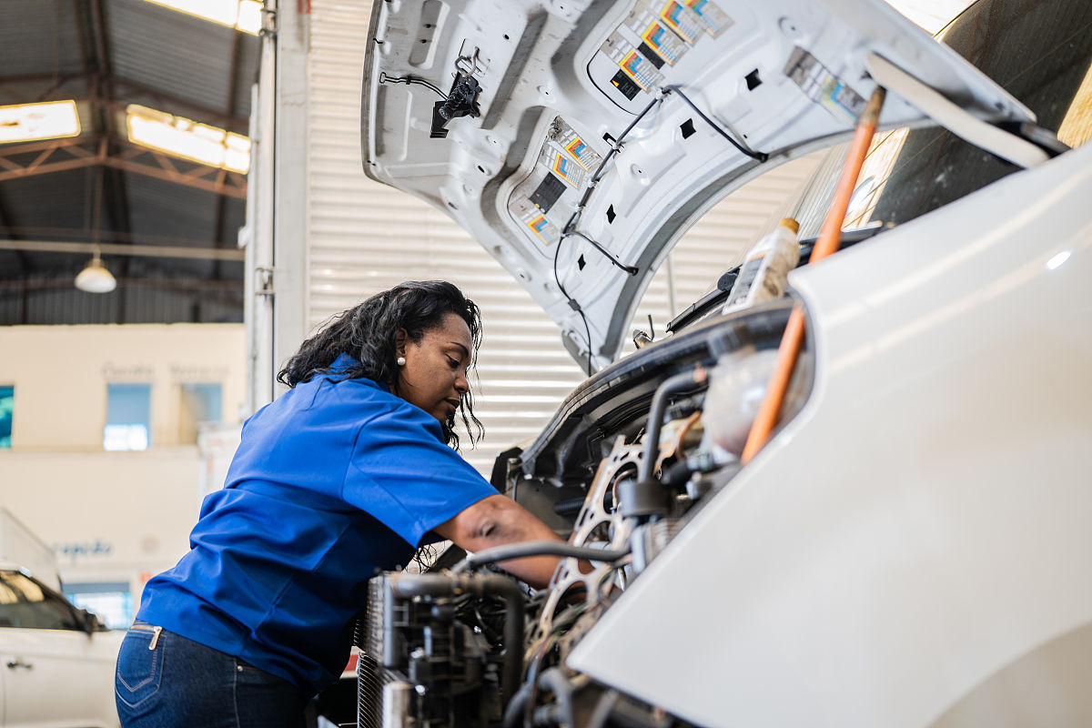 现在汽修专业好不好就业【成都汽修学校】