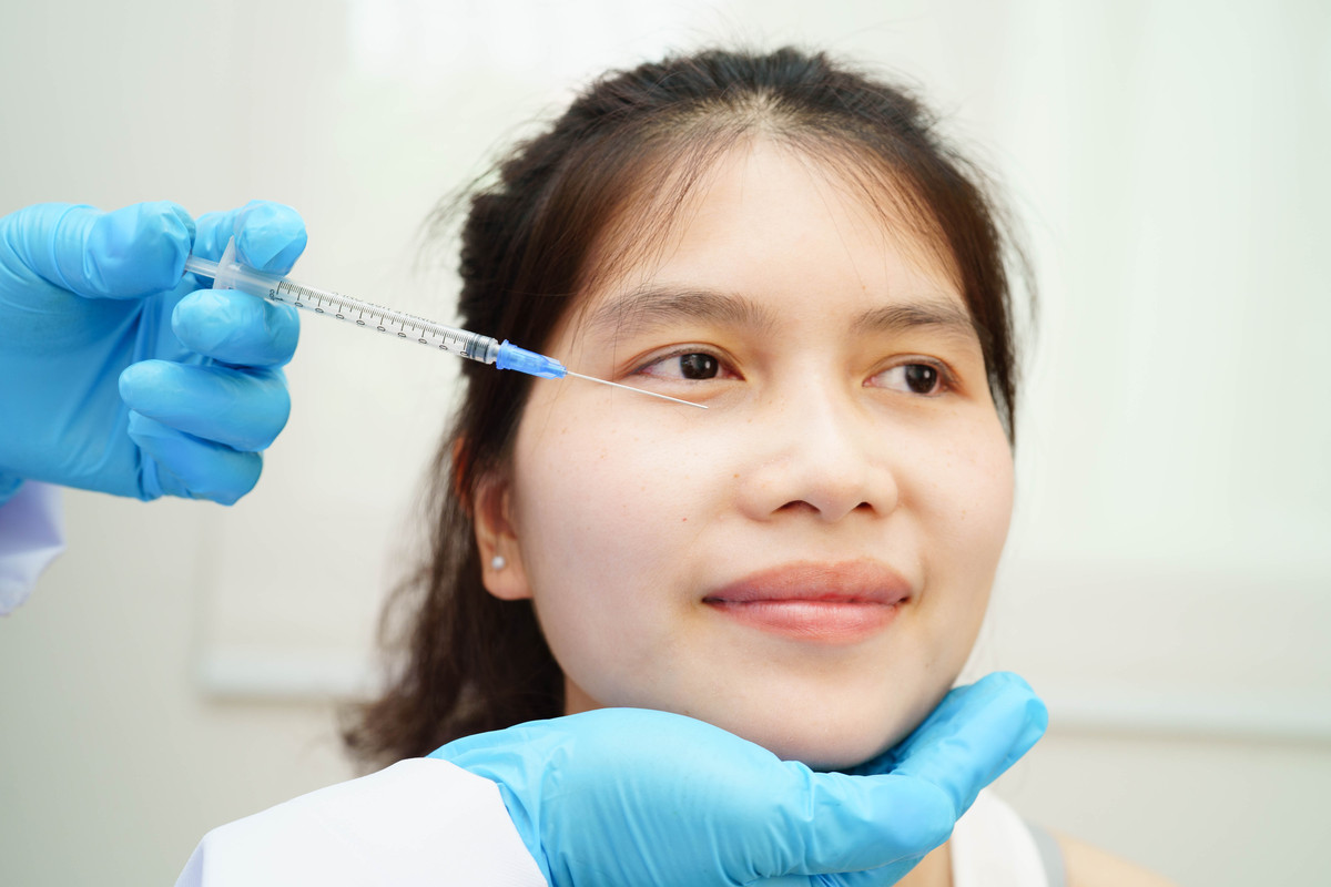 脂肪填充手术：优点、风险和注意事项