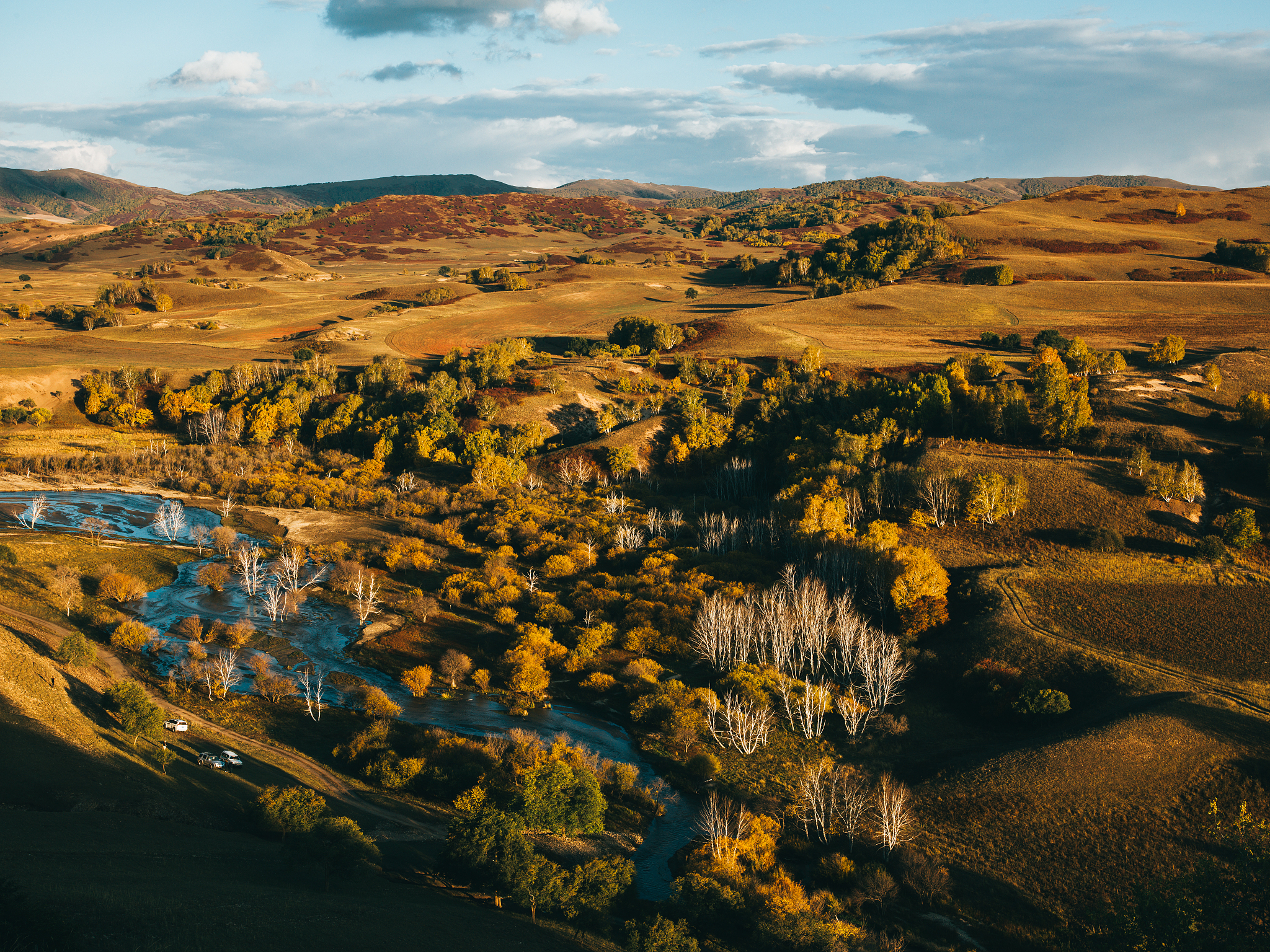 曲靖旅游攻略：探索红土高原明珠，畅游云南特色景点