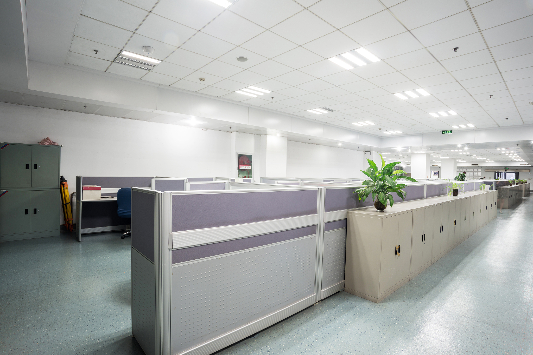 vacant office