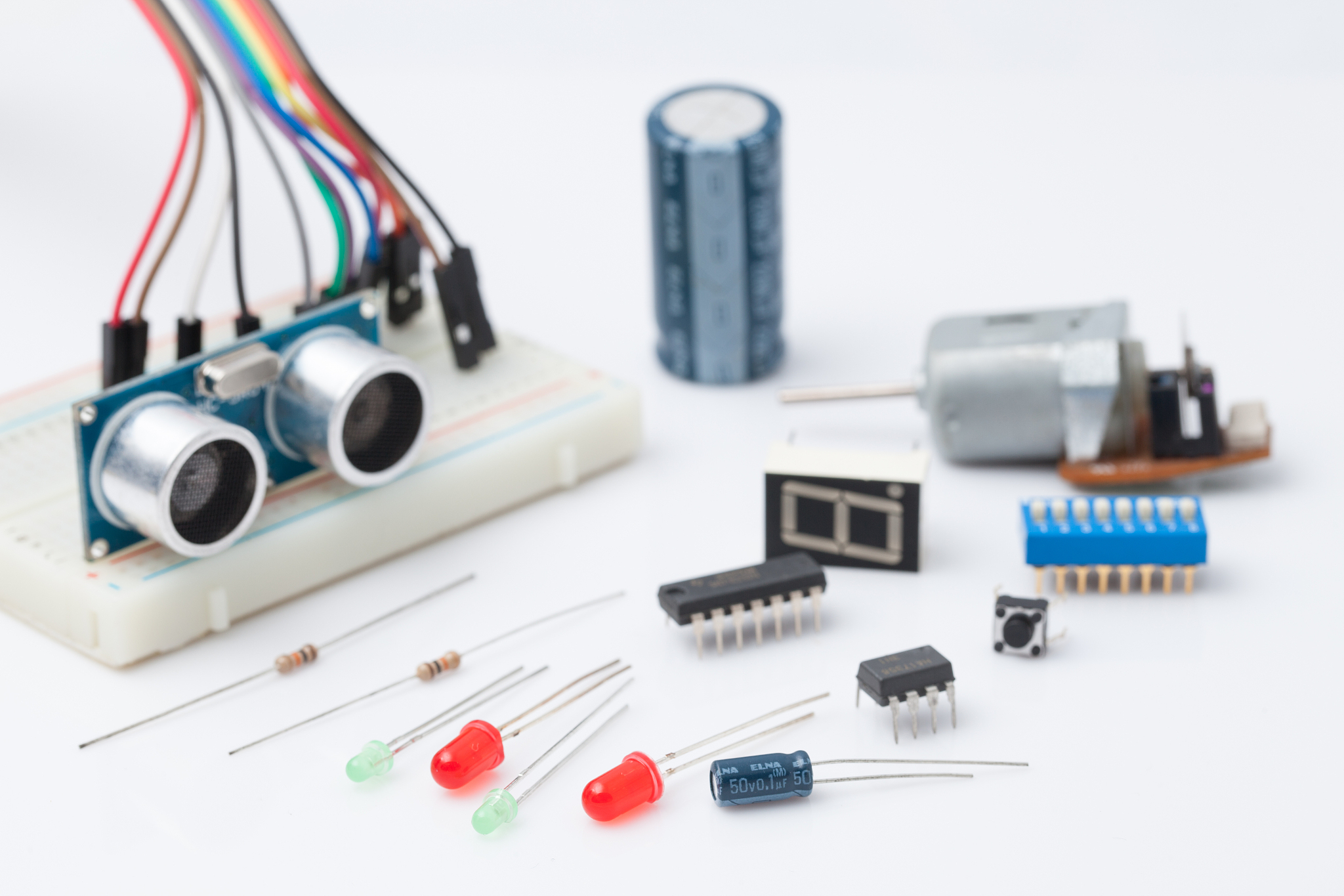 红外小车如何循迹