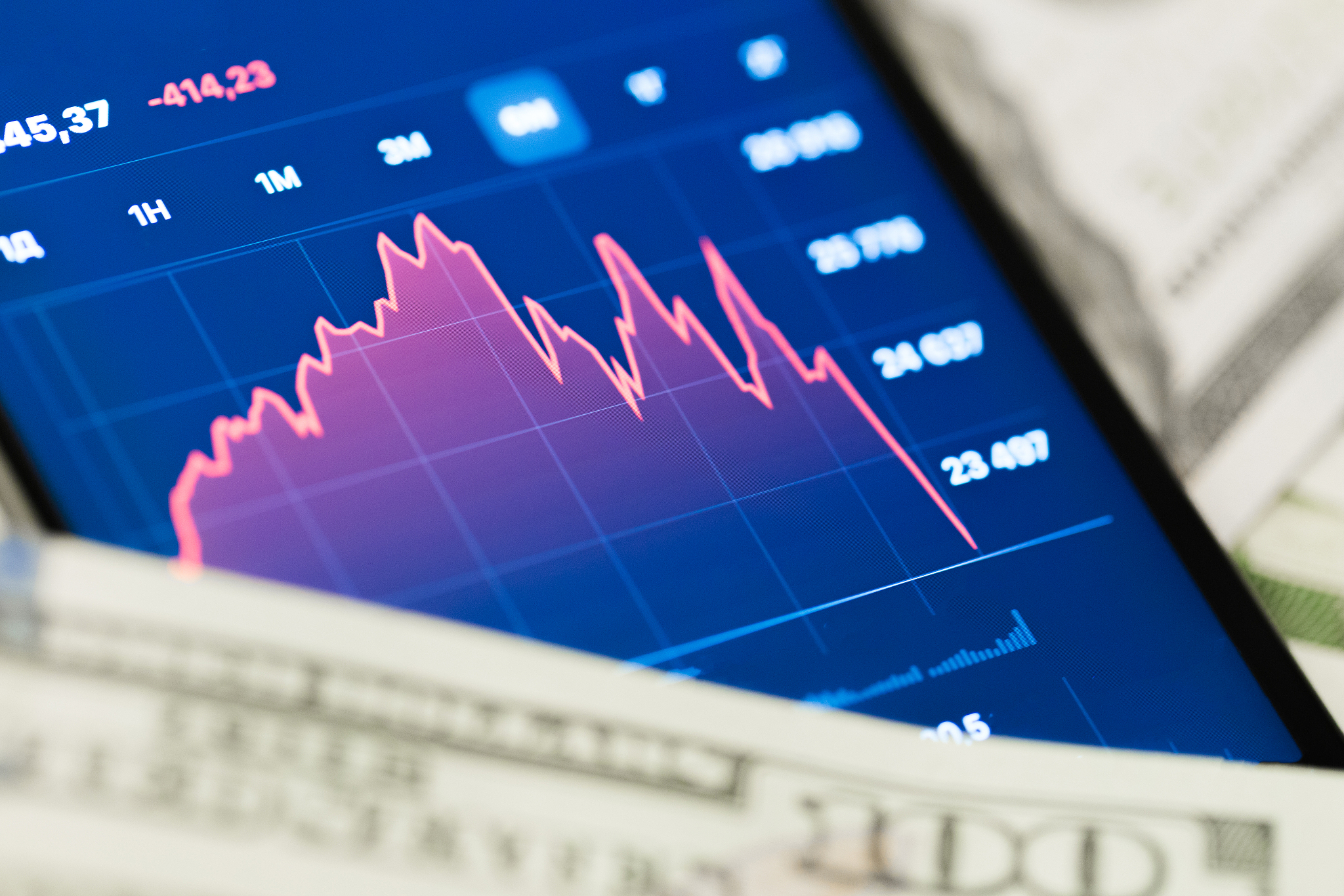 money and graph - image