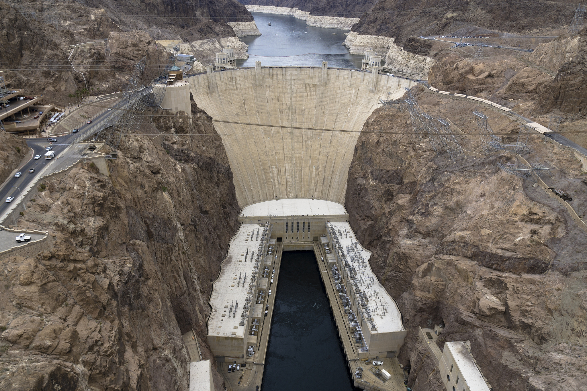 Waterproofing Challenges in Yan'an New District Tunnel Project: Causes and Solutions