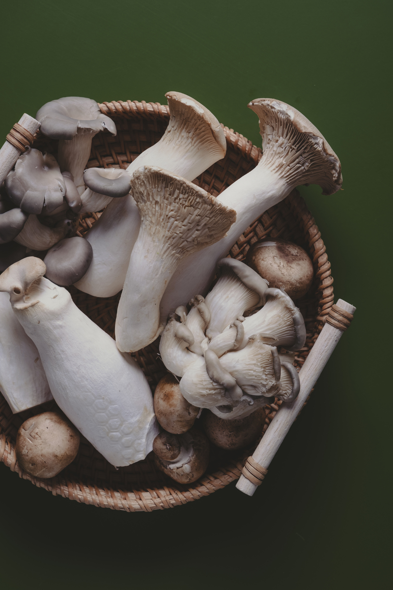 女生吃蘑菇有异味？原因解析及应对方法
