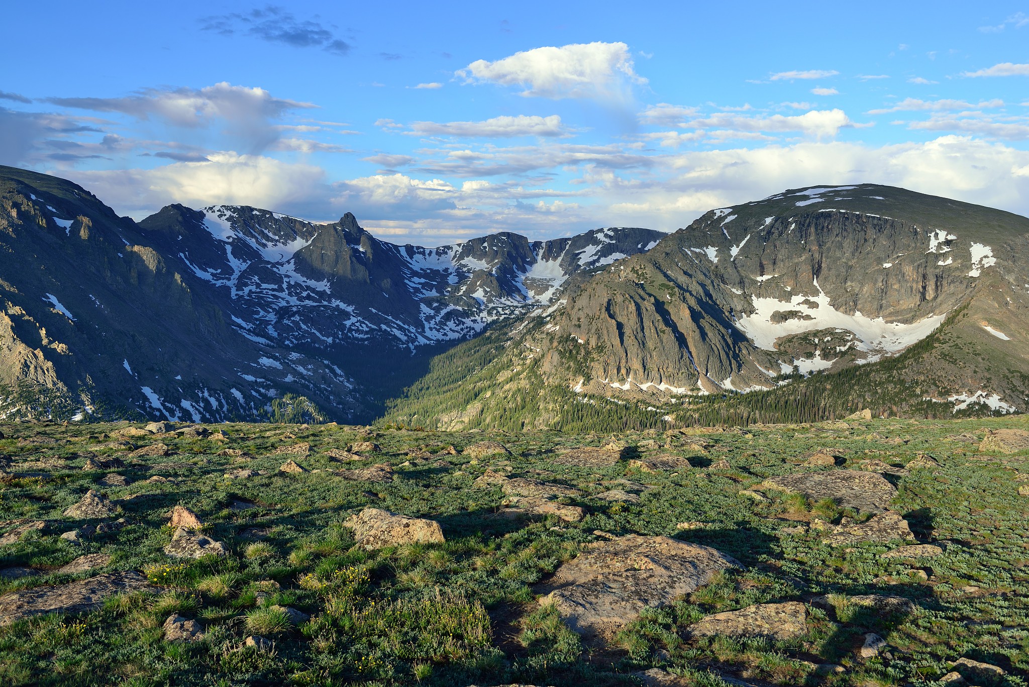 high alpine scenery of the rocky mountains national park, colora