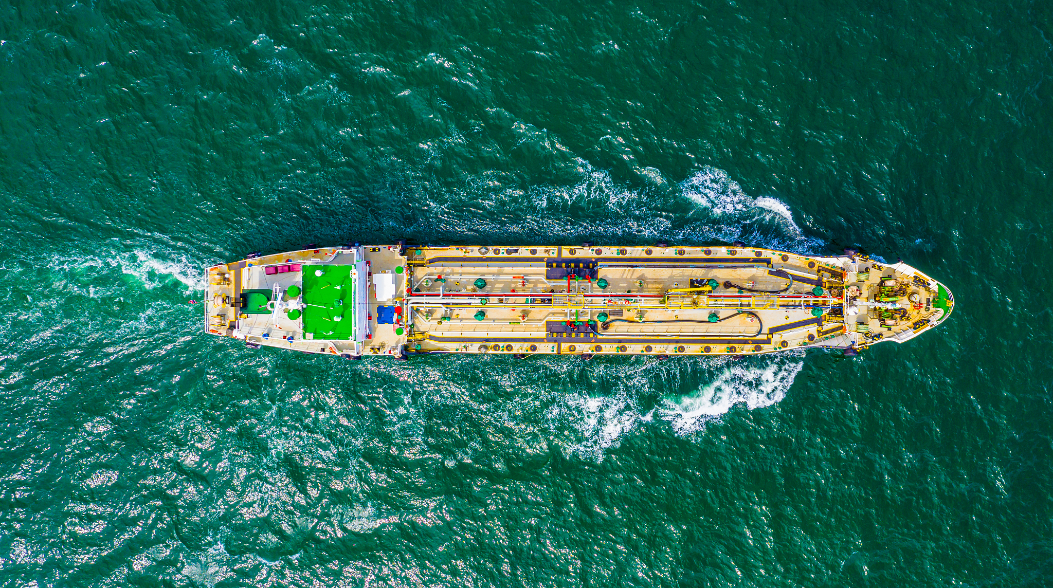 oil tanker ship in sea singapore