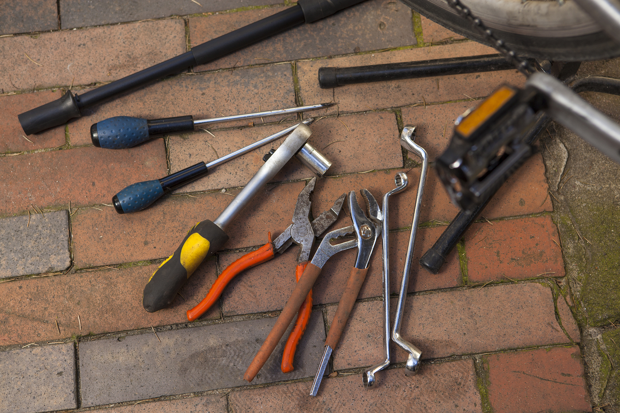 冬季工具维修：延长工具寿命，节省时间和金钱