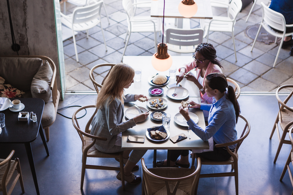 姐妹相聚一顿下午茶的快乐